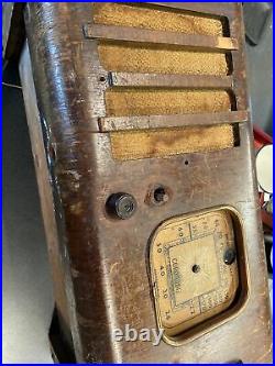 Vintage Wood 1930s CORONADO Short Wave Tube Radio For Parts Rare style