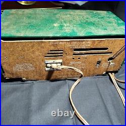 Vintage ZENITH Model S21634 1950s Rare Bakelite Radio Green Mid Mod Parts Repair