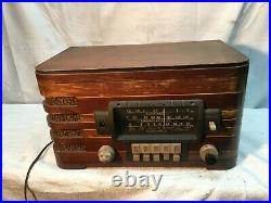 Vintage Zenith 1940s Wood Short wave and Broadcast tube radio, Parts Repair