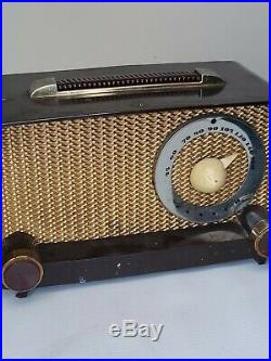 Vintage Zenith AM Parts Radio S-14976 Bakelite Circa 1940s Parts Radio B66