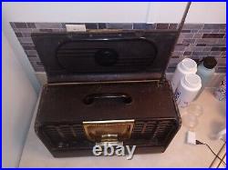 Vintage Zenith Radio Trans- Oceanic Clipper For Parts Repair with instructions