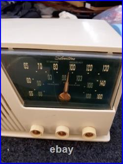 Vintage silvertone radio Parts Or Repair Power's Up TUBE