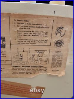 Vintage silvertone radio Parts Or Repair Power's Up TUBE