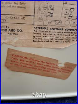 Vintage silvertone radio Parts Or Repair Power's Up TUBE