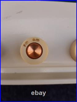 Vintage silvertone radio Parts Or Repair Power's Up TUBE