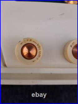 Vintage silvertone radio Parts Or Repair Power's Up TUBE