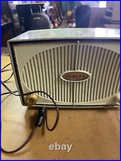 Vintage zenith 1950s mid century radio for parts did not power on