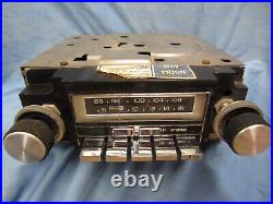Vtg 70's-80's GM Delco AM /FM Radio 8 Track Player, Truck -For Parts or Repair
