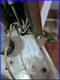 Vtg ATWATER KENT Type L Chassis Radio For Parts Or Repair Some Breakage & Dirty