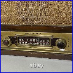 Westinghouse Vintage Tube Radio 1940s H-198 Parts Repair Turns On Light Works