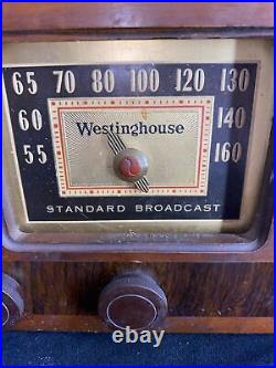 Westinghouse WR42x1 Standard Broadcast Radio And Record Player Parts Only