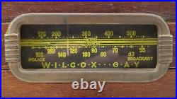 Wilcox-Gay A52 Tube Radio Art Deco Design Wood Cabinet For Parts Or Restoration