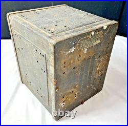 Zenith Super Heterodyne Car Automotive Radio Receiver Model 460 Untested Parts