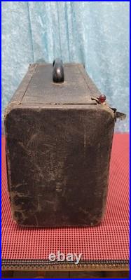 Zenith Trans-oceanic Portable Tube Radio 8c40tz1 Needs Repair Or For Parts